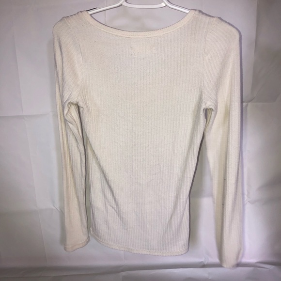 Hollister long sleeve - Picture 2 of 3